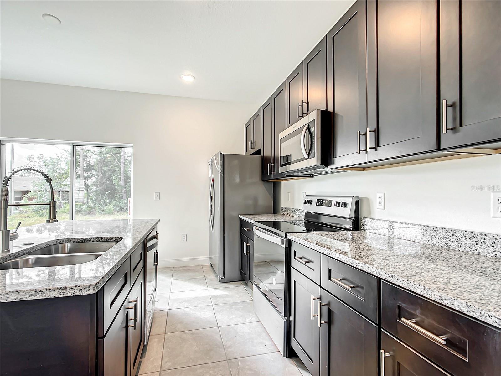 406 MARION OAKS TRL, OCALA, FL, 34473