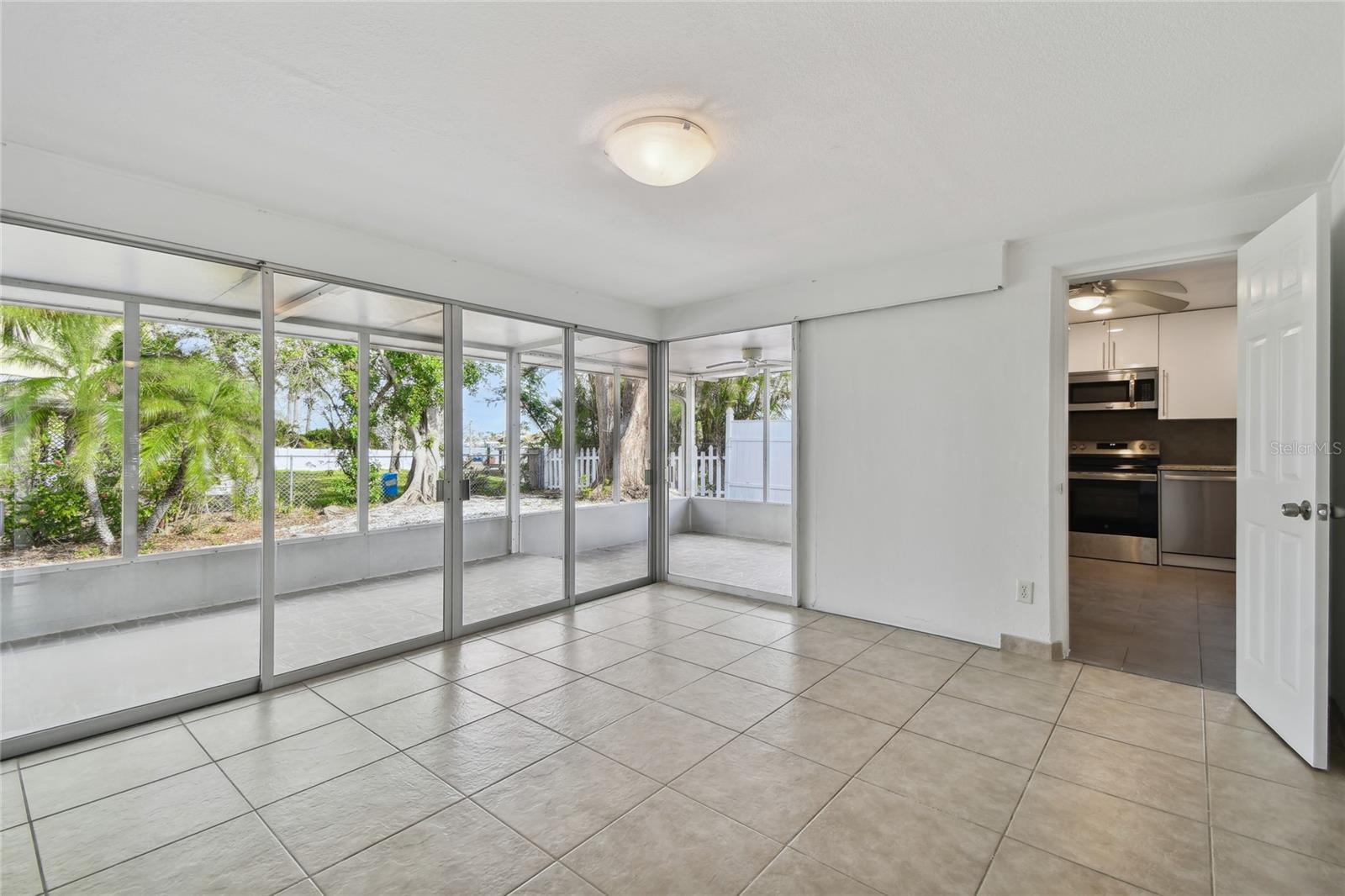 17255 2ND ST E, NORTH REDINGTON BEACH, FL, 33708