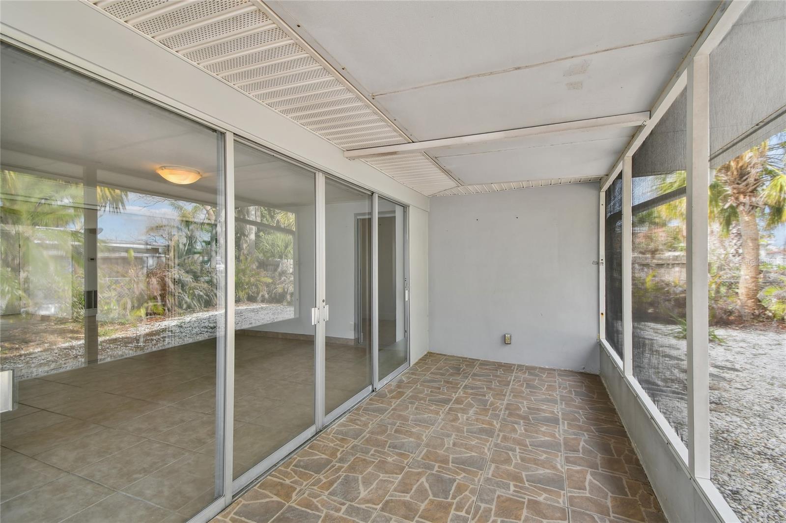 17255 2ND ST E, NORTH REDINGTON BEACH, FL, 33708