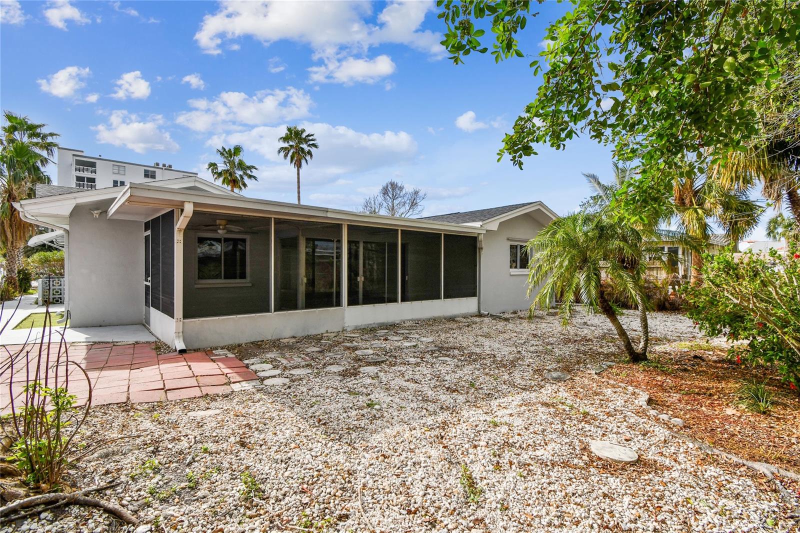 17255 2ND ST E, NORTH REDINGTON BEACH, FL, 33708