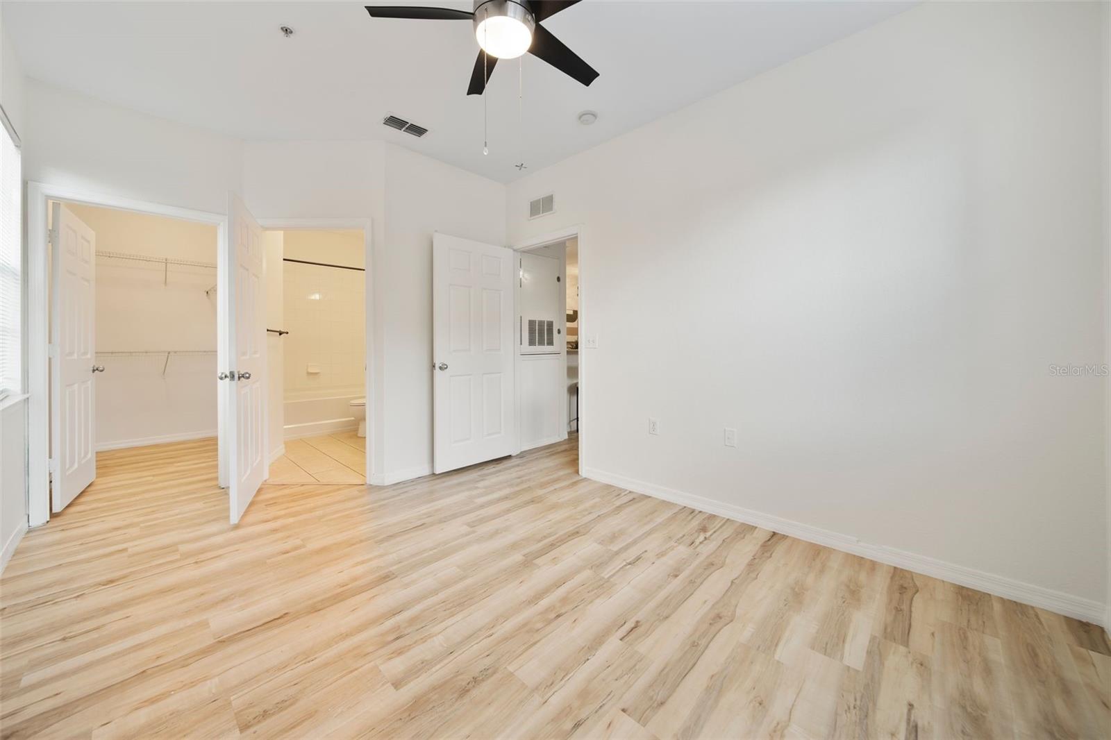 8225 CLAIRE ANN DR #101, ORLANDO, FL, 32825