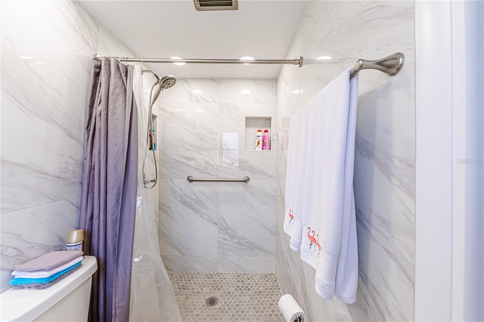 616 FLAMINGO DR #102, VENICE, FL, 34285