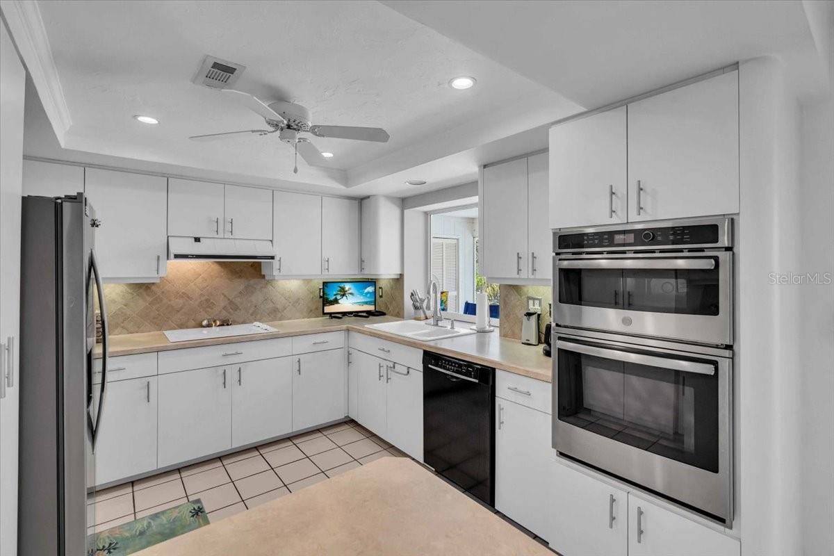 605 VALENCIA RD, VENICE, FL, 34285