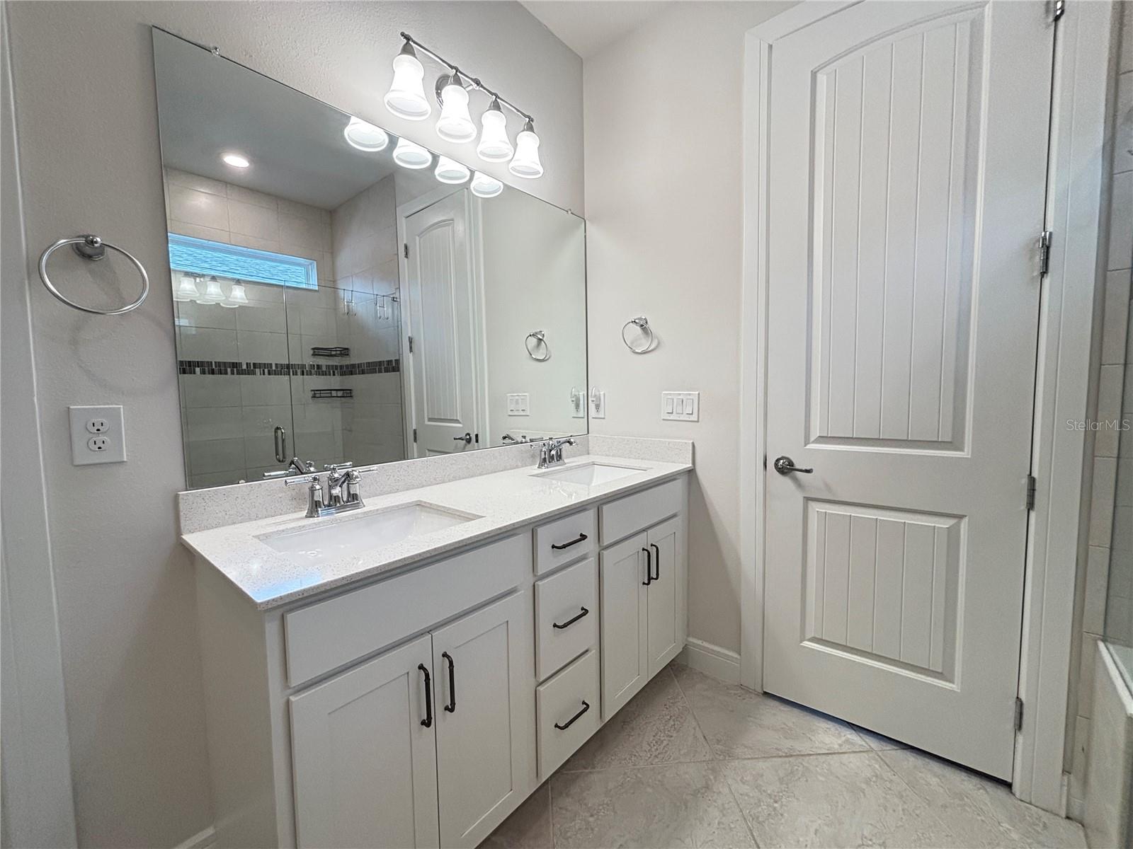 6119 BRADFORD WOODS DR, ZEPHYRHILLS, FL, 33542