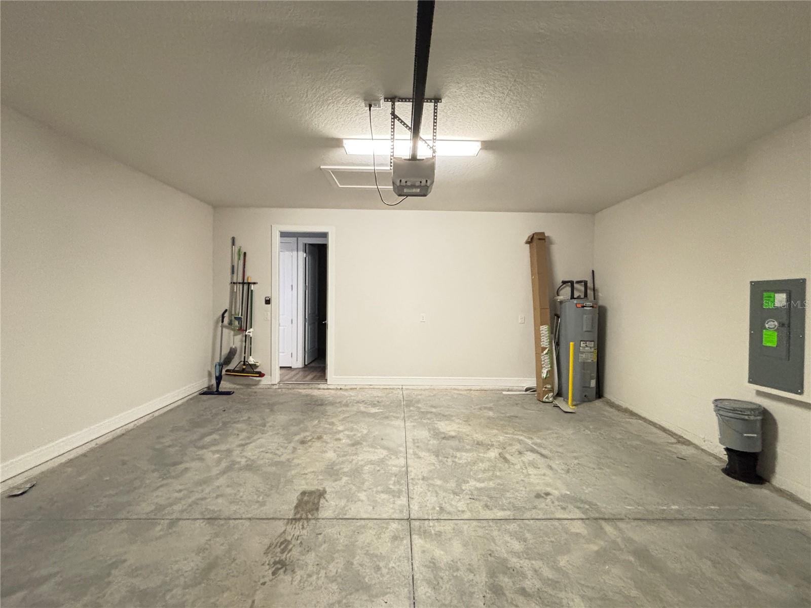 6119 BRADFORD WOODS DR, ZEPHYRHILLS, FL, 33542