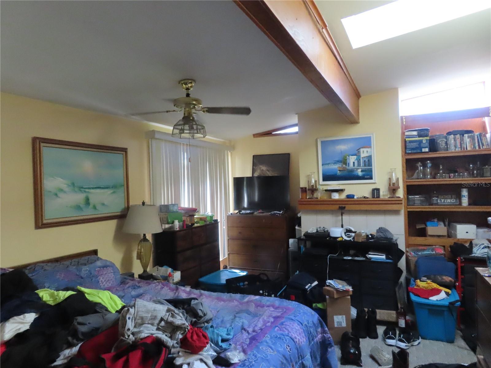 15 N SATURN AVE, CLEARWATER, FL, 33755