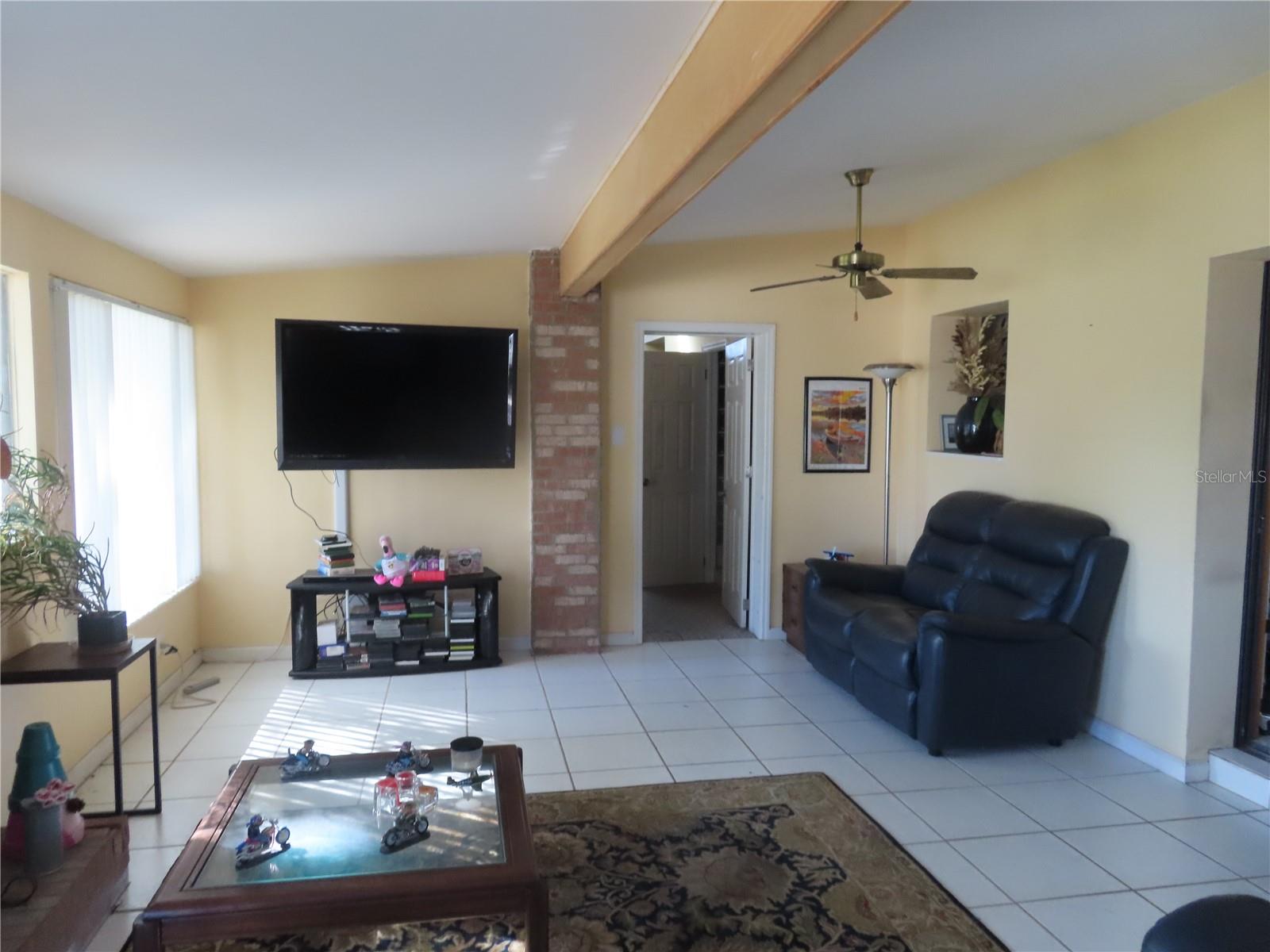 15 N SATURN AVE, CLEARWATER, FL, 33755