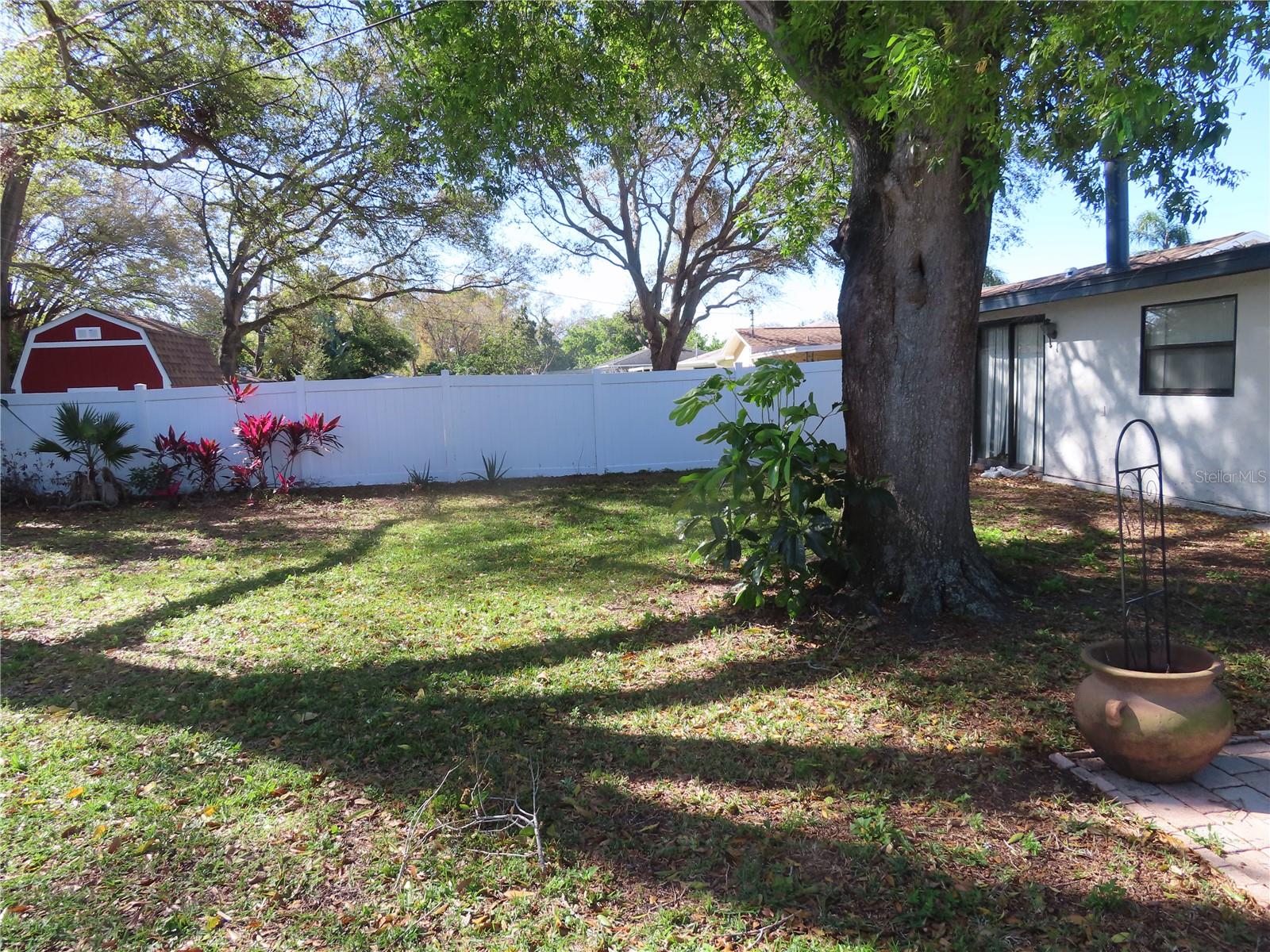 15 N SATURN AVE, CLEARWATER, FL, 33755