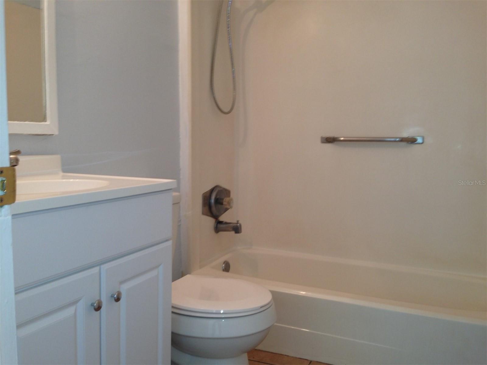 1328 CLOVERLAWN AVE #B, ORLANDO, FL, 32806