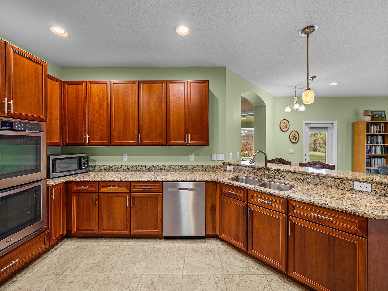 34714 HEAVENLY LN, DADE CITY, FL, 33525