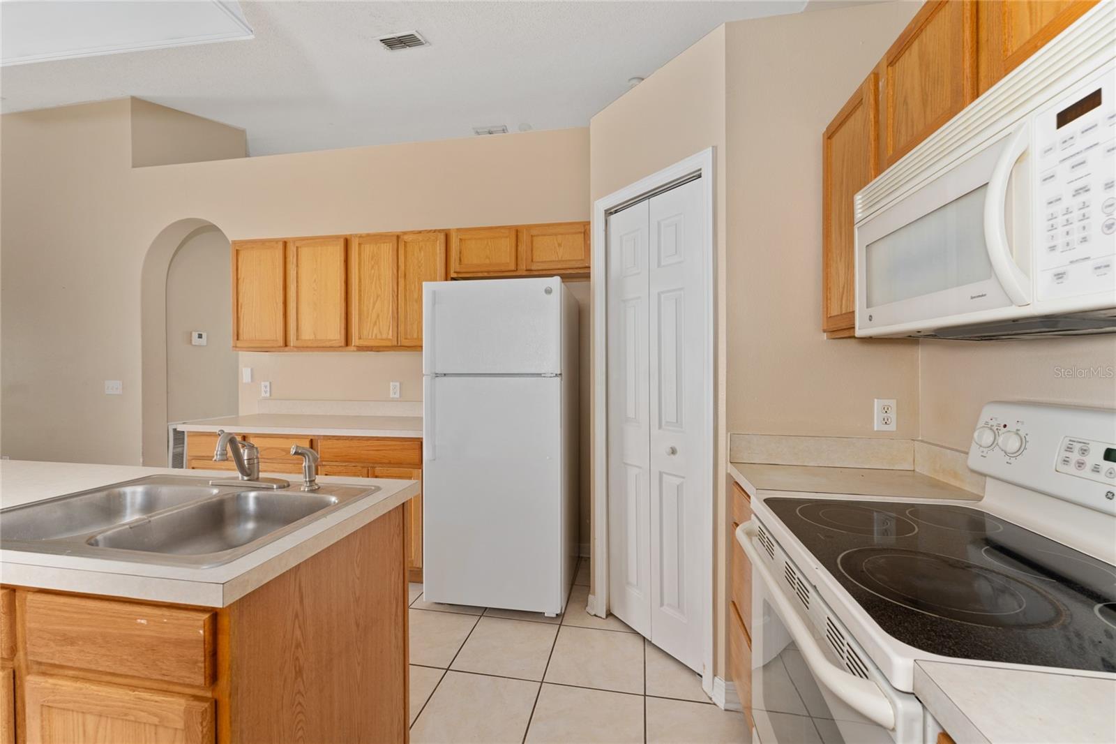 502 WOODLAND CREEK BLVD, KISSIMMEE, FL, 34744