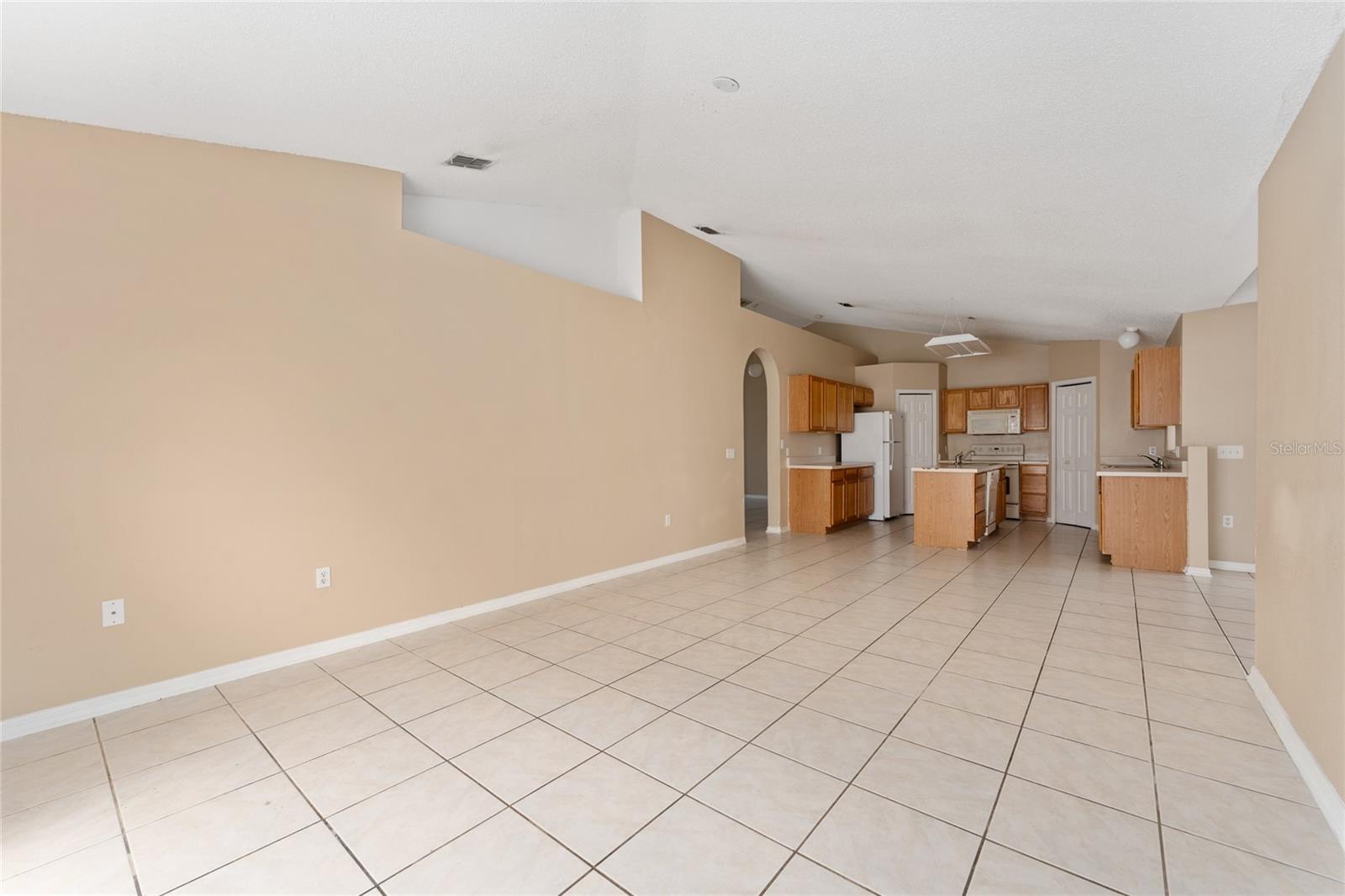 502 WOODLAND CREEK BLVD, KISSIMMEE, FL, 34744