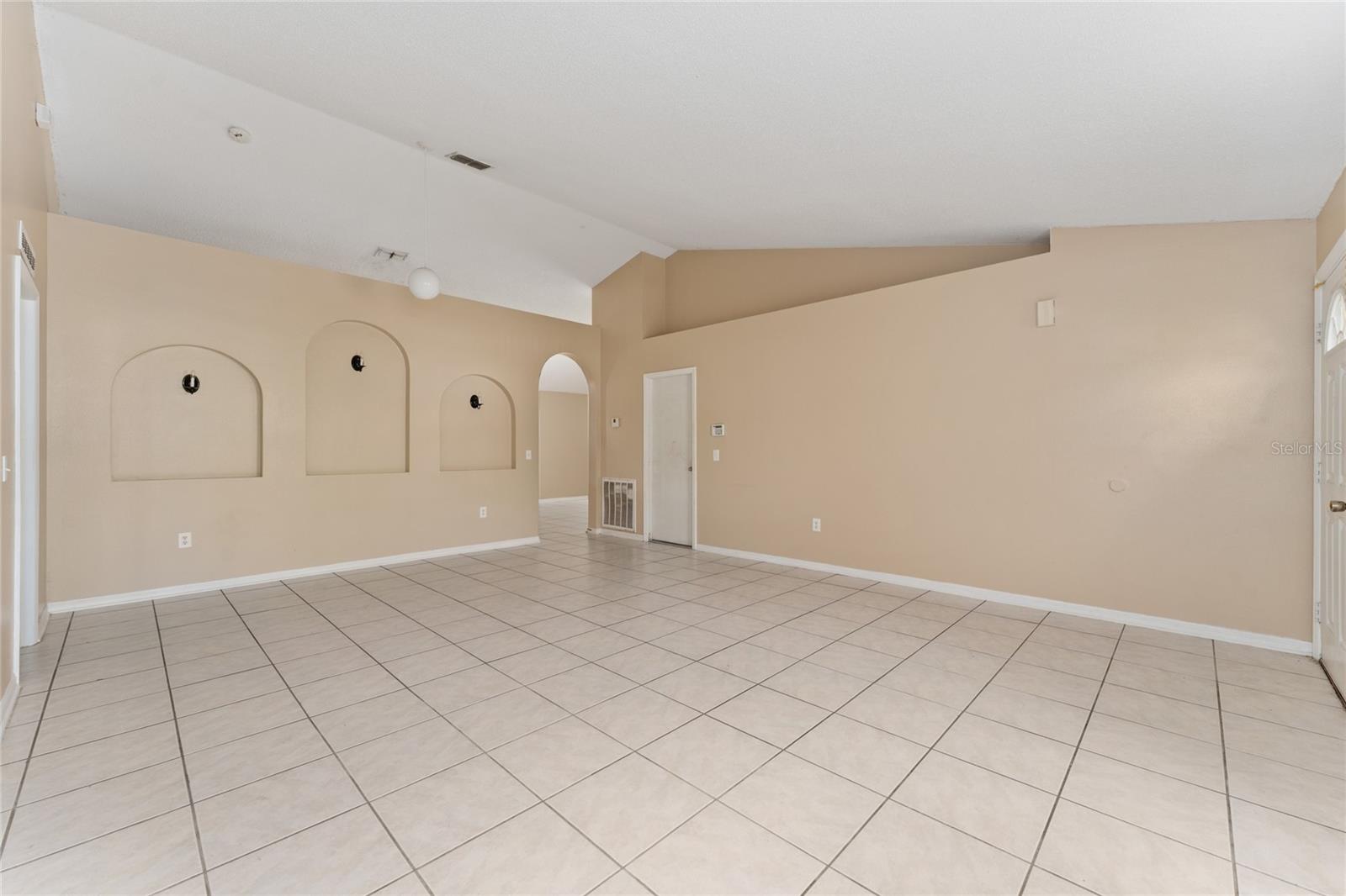 502 WOODLAND CREEK BLVD, KISSIMMEE, FL, 34744