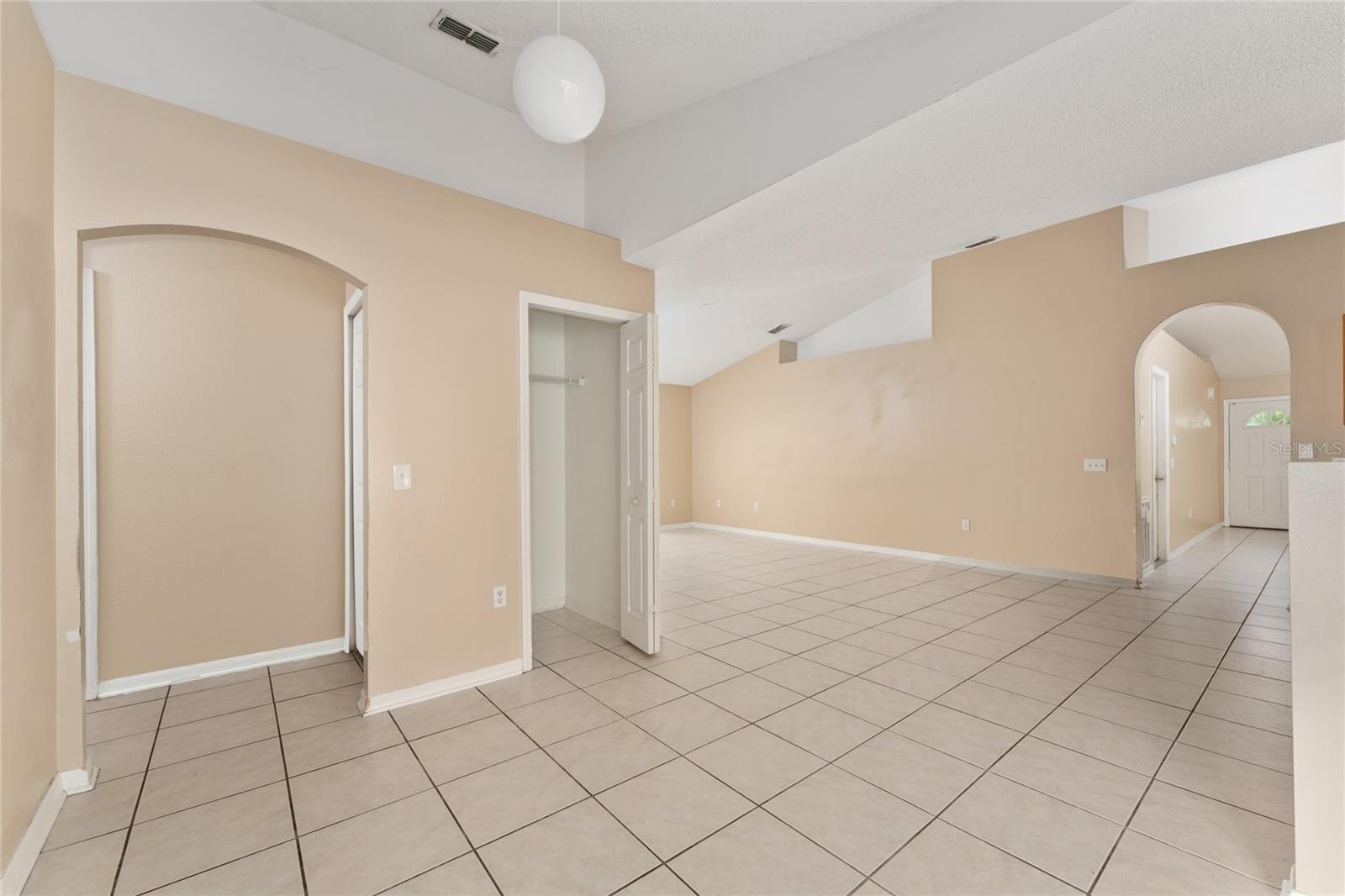 502 WOODLAND CREEK BLVD, KISSIMMEE, FL, 34744