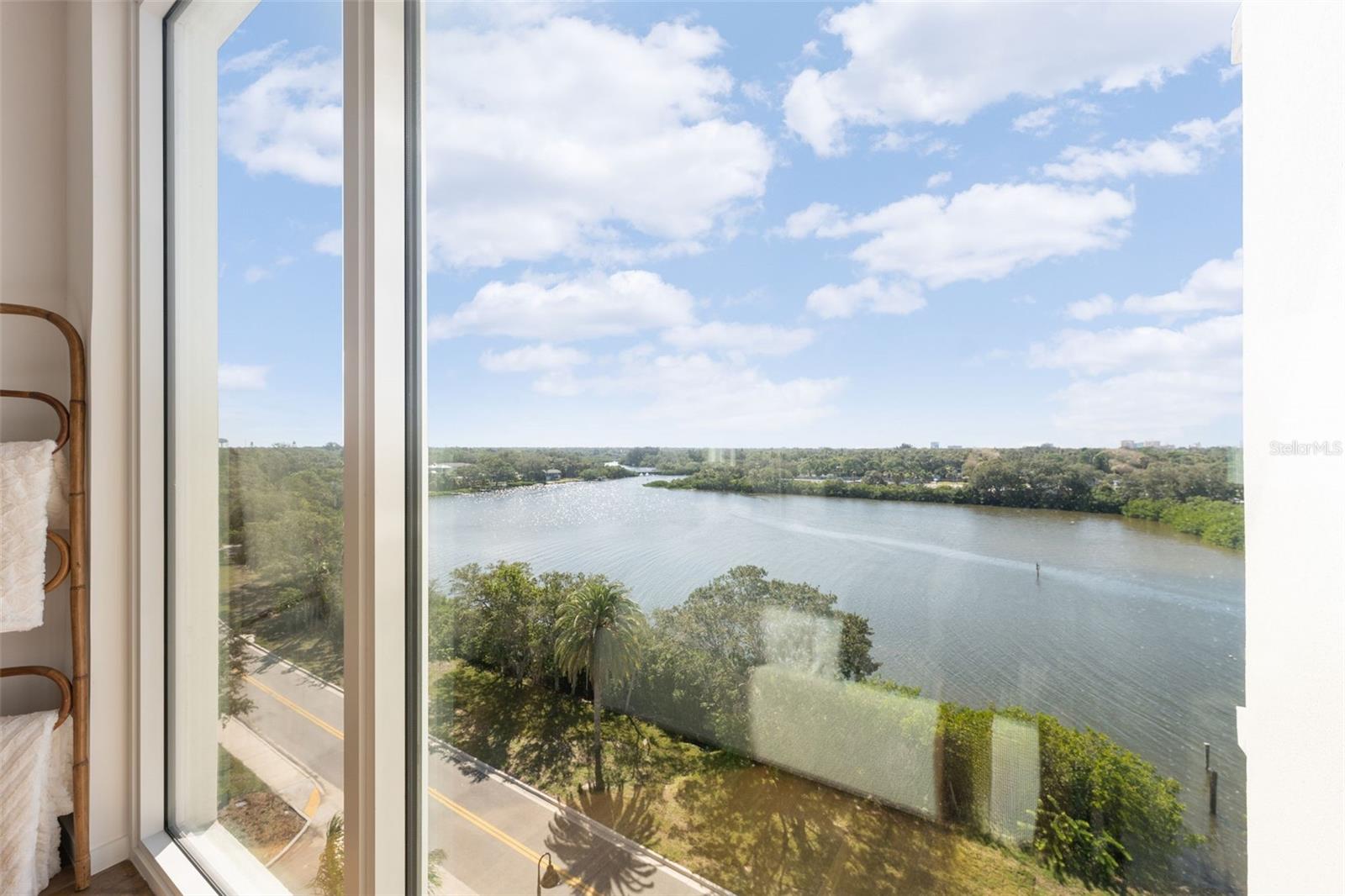 1020 SUNSET POINT RD #612, CLEARWATER, FL, 33755