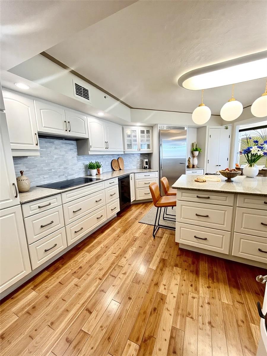 988 BLVD OF THE ARTS #1209, SARASOTA, FL, 34236