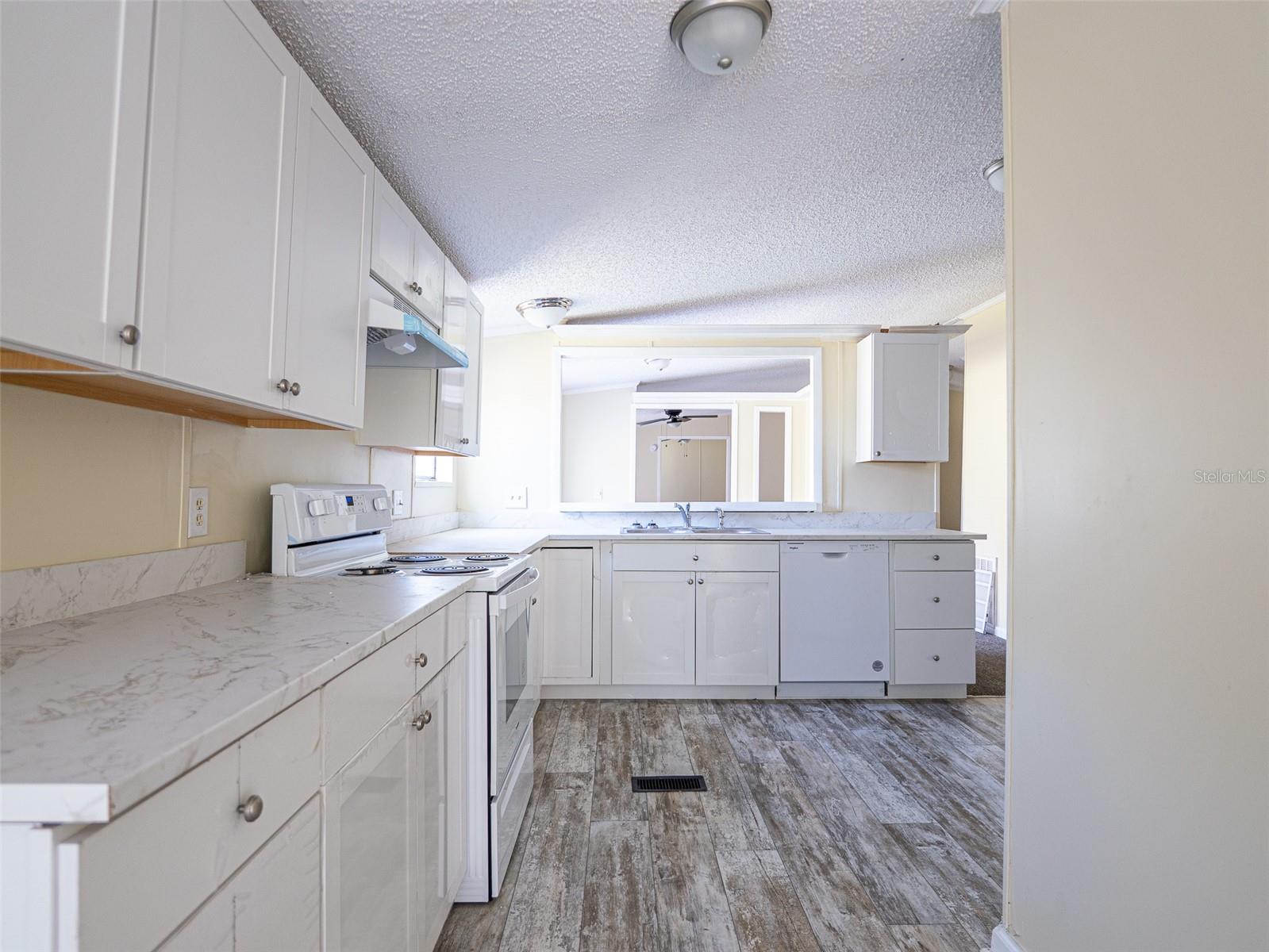 5029 BRIDLE PATH DR, LAKELAND, FL, 33810