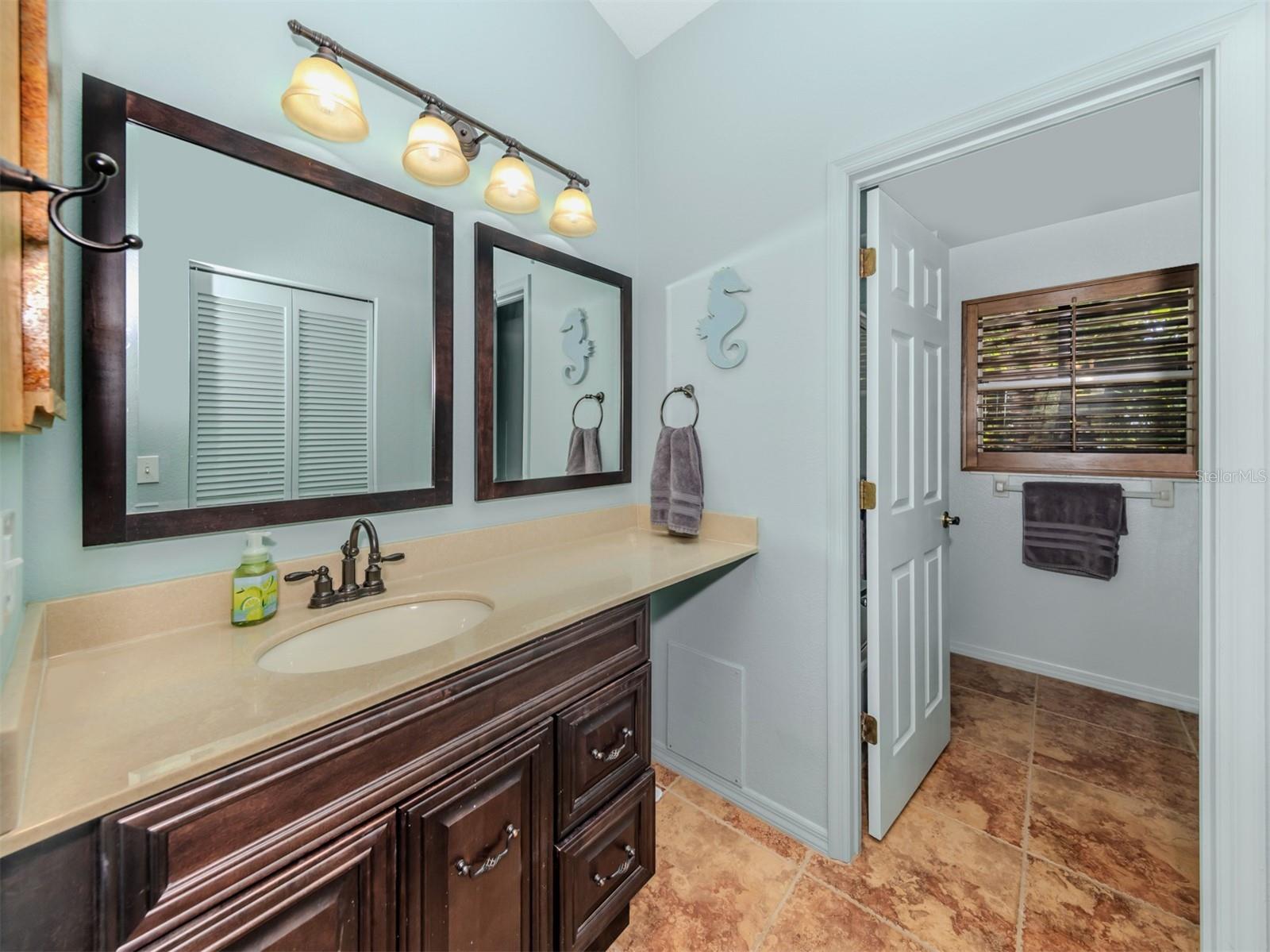 613 SUGARWOOD DR, VENICE, FL, 34292