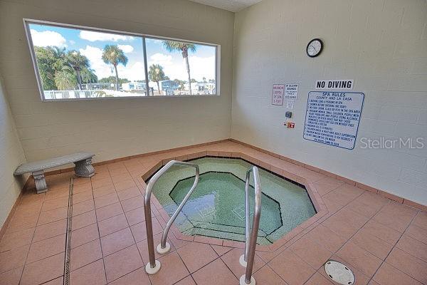 421 VILLA NUEVA CIR, NORTH PORT, FL, 34287
