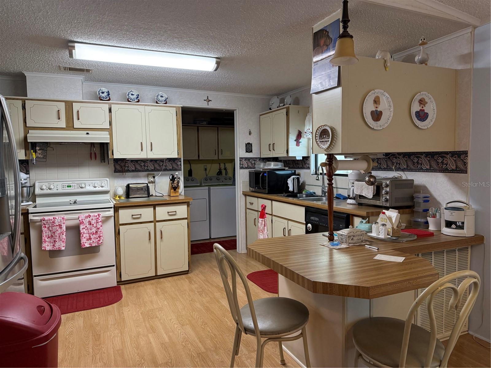 7575 WESTERN CIR DR, BROOKSVILLE, FL, 34613