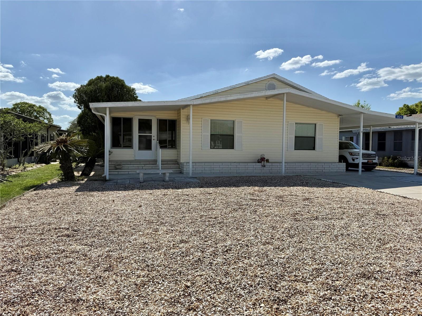7575 WESTERN CIR DR, BROOKSVILLE, FL, 34613