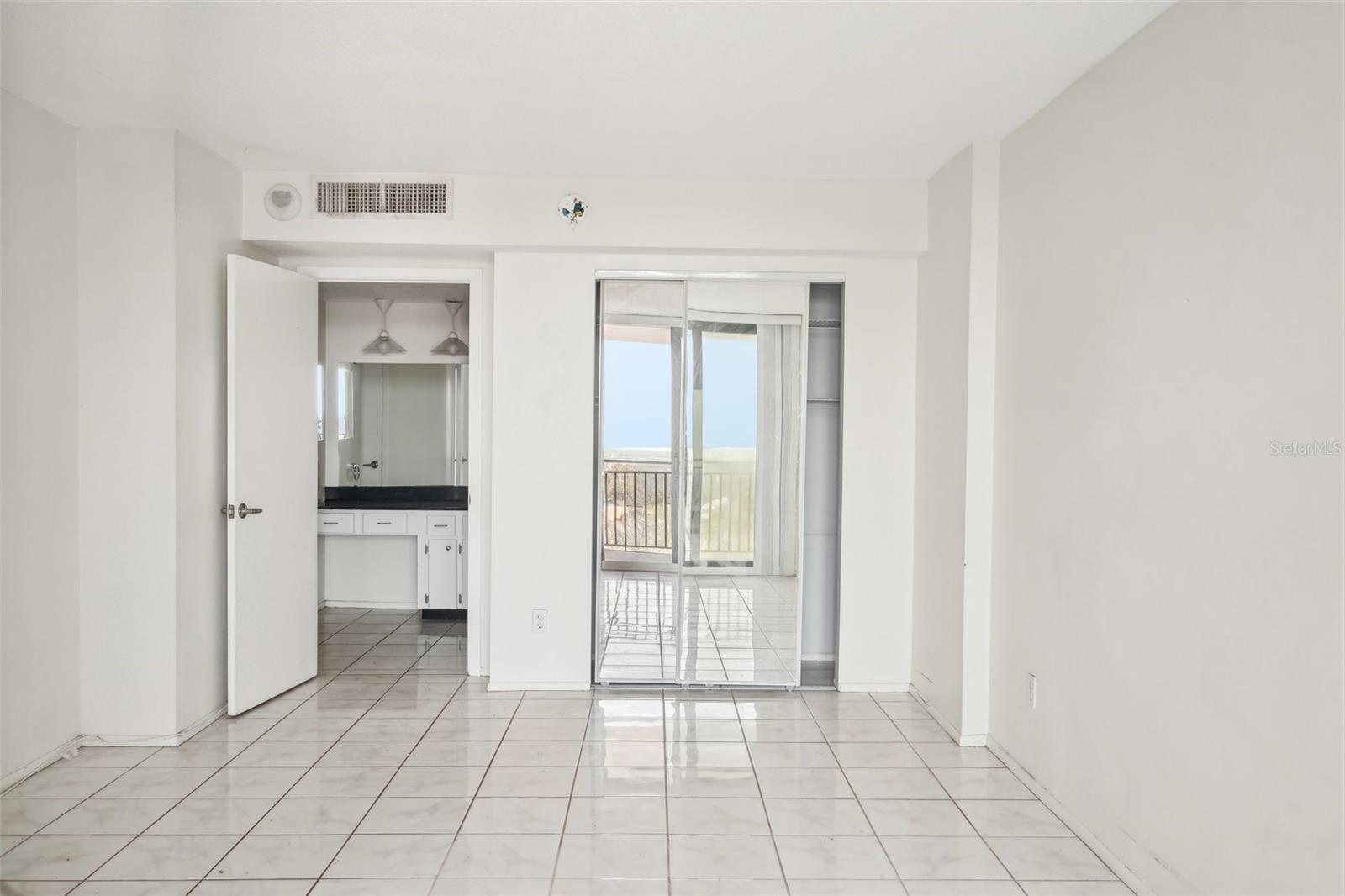 4822 OCEAN BLVD #11E, SARASOTA, FL, 34242