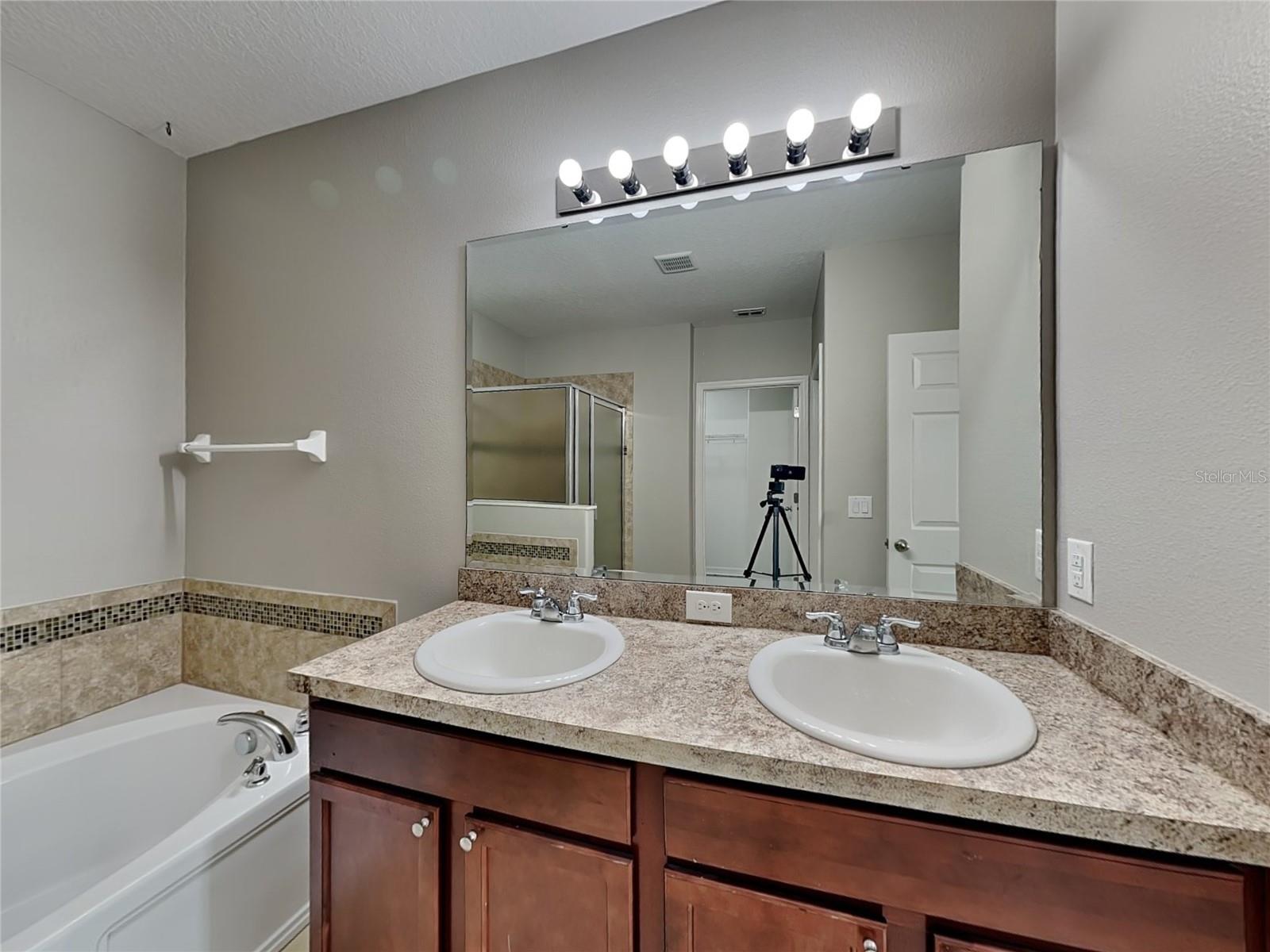 3720 BRIARWOOD ESTATES CIR, ST CLOUD, FL, 34772