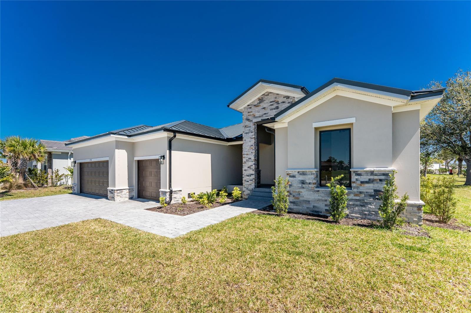 17338 CAPE HORN BLVD, PUNTA GORDA, FL, 33955