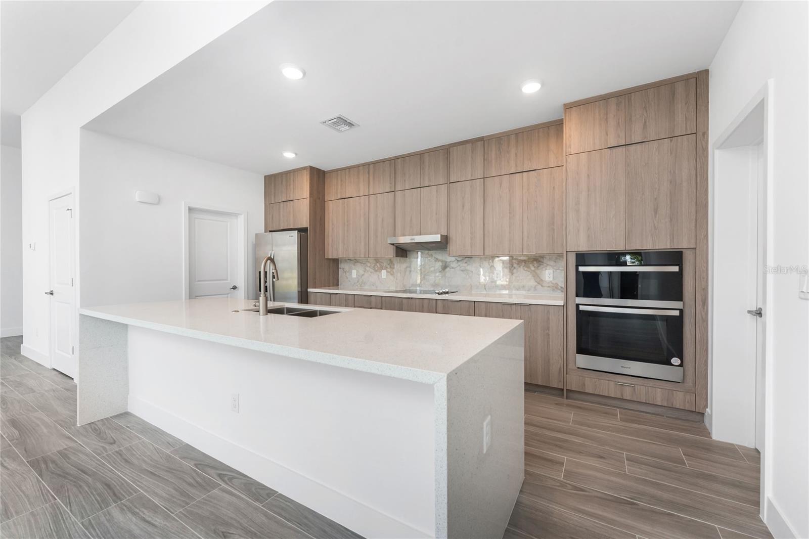 17338 CAPE HORN BLVD, PUNTA GORDA, FL, 33955