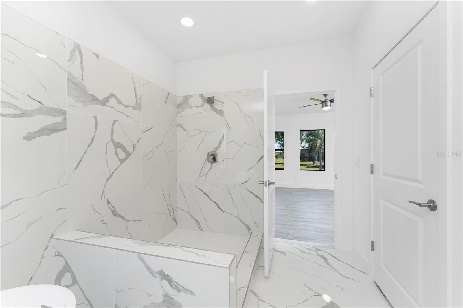 17338 CAPE HORN BLVD, PUNTA GORDA, FL, 33955
