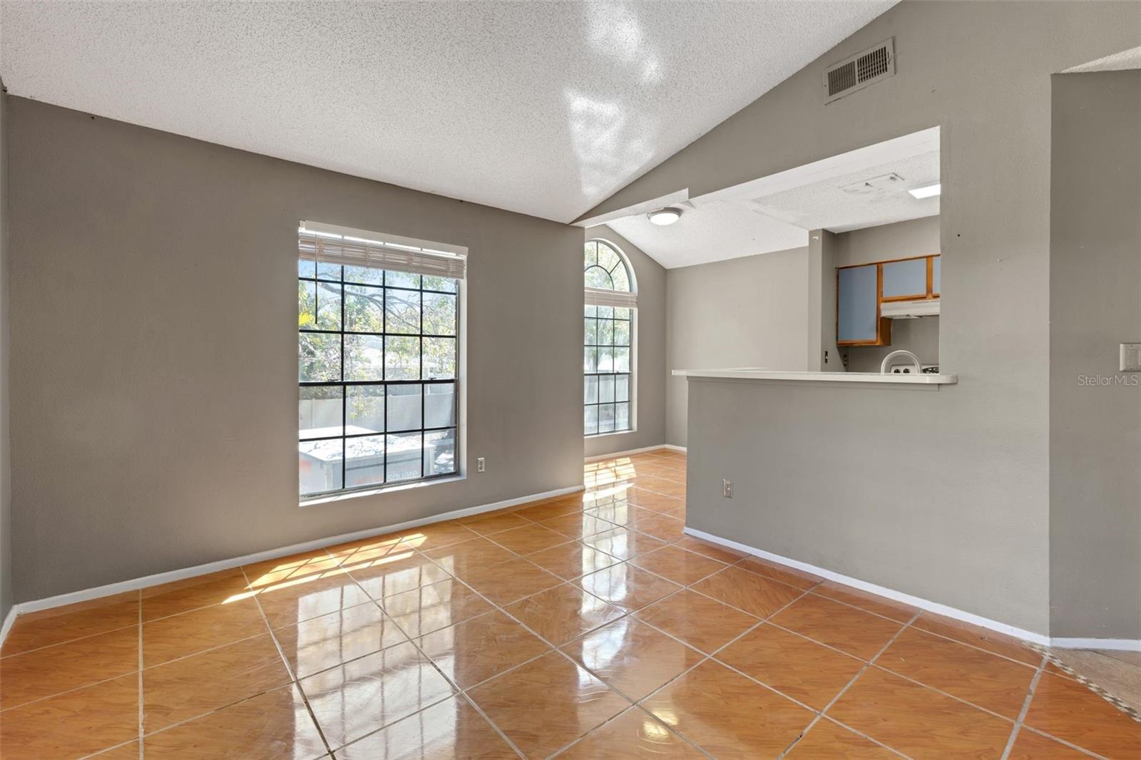 8714 MALLARD RESERVE DR #201, TAMPA, FL, 33614