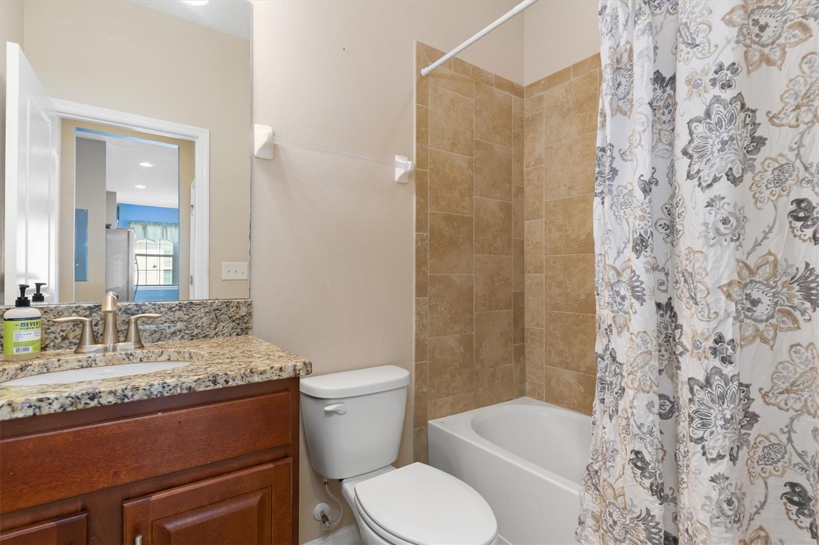 8323 ENCLAVE WAY #104, SARASOTA, FL, 34243