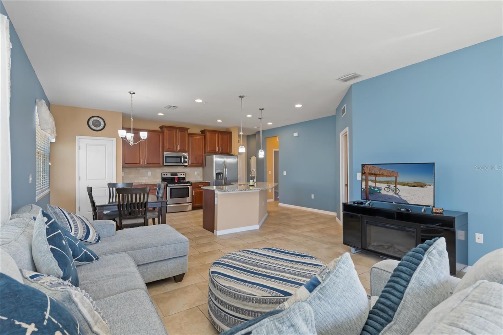 8323 ENCLAVE WAY #104, SARASOTA, FL, 34243