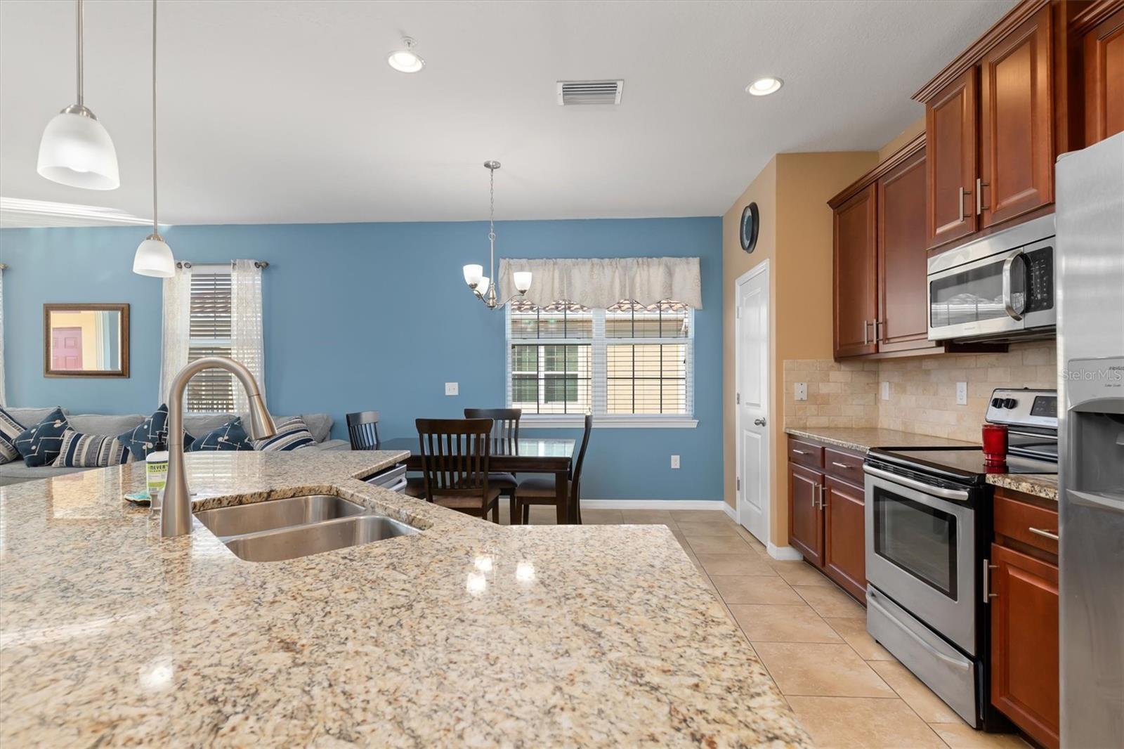 8323 ENCLAVE WAY #104, SARASOTA, FL, 34243