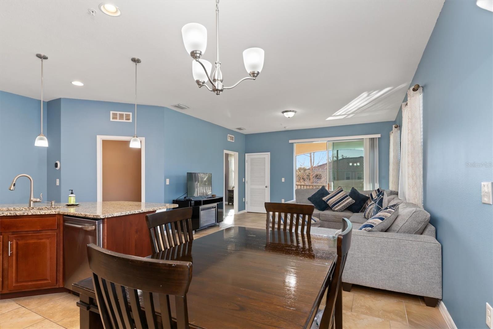 8323 ENCLAVE WAY #104, SARASOTA, FL, 34243
