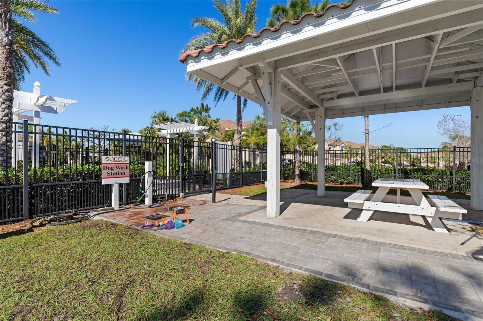 8323 ENCLAVE WAY #104, SARASOTA, FL, 34243