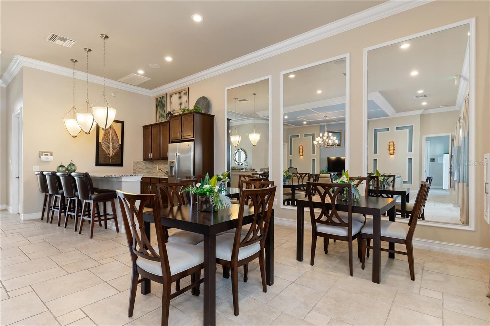 8323 ENCLAVE WAY #104, SARASOTA, FL, 34243
