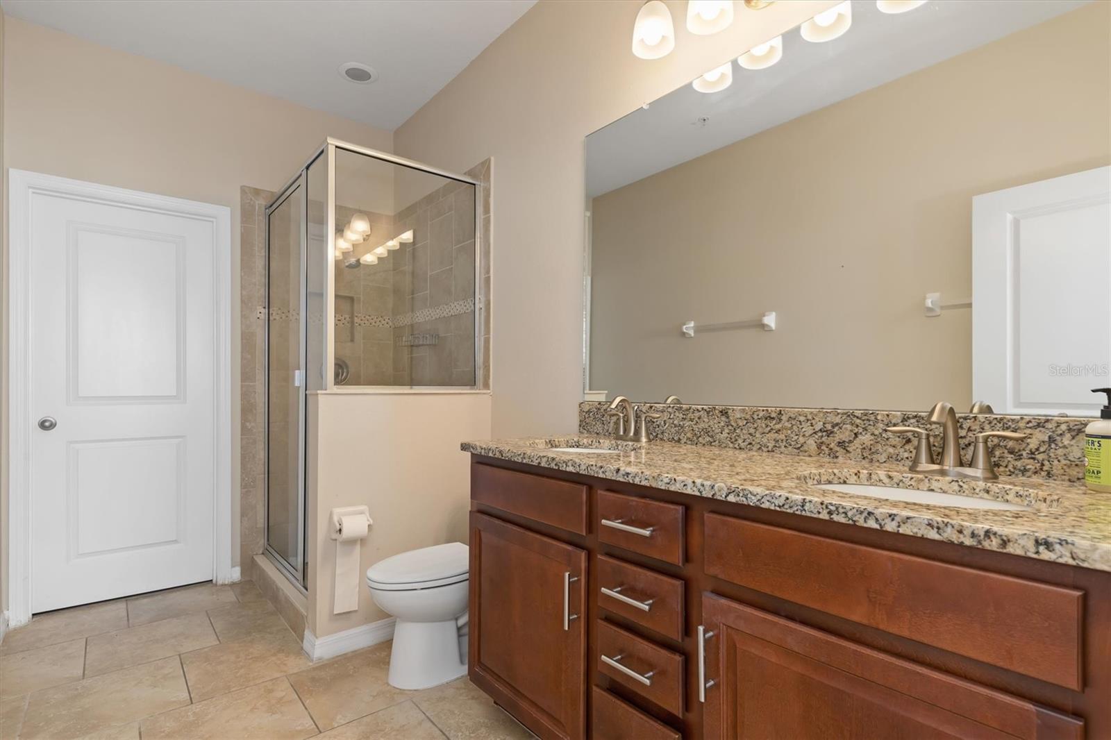 8323 ENCLAVE WAY #104, SARASOTA, FL, 34243