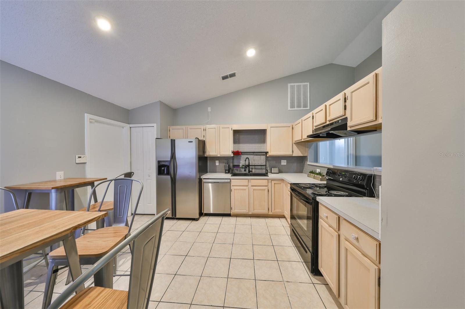 10231 ALLENWOOD DR, RIVERVIEW, FL, 33569