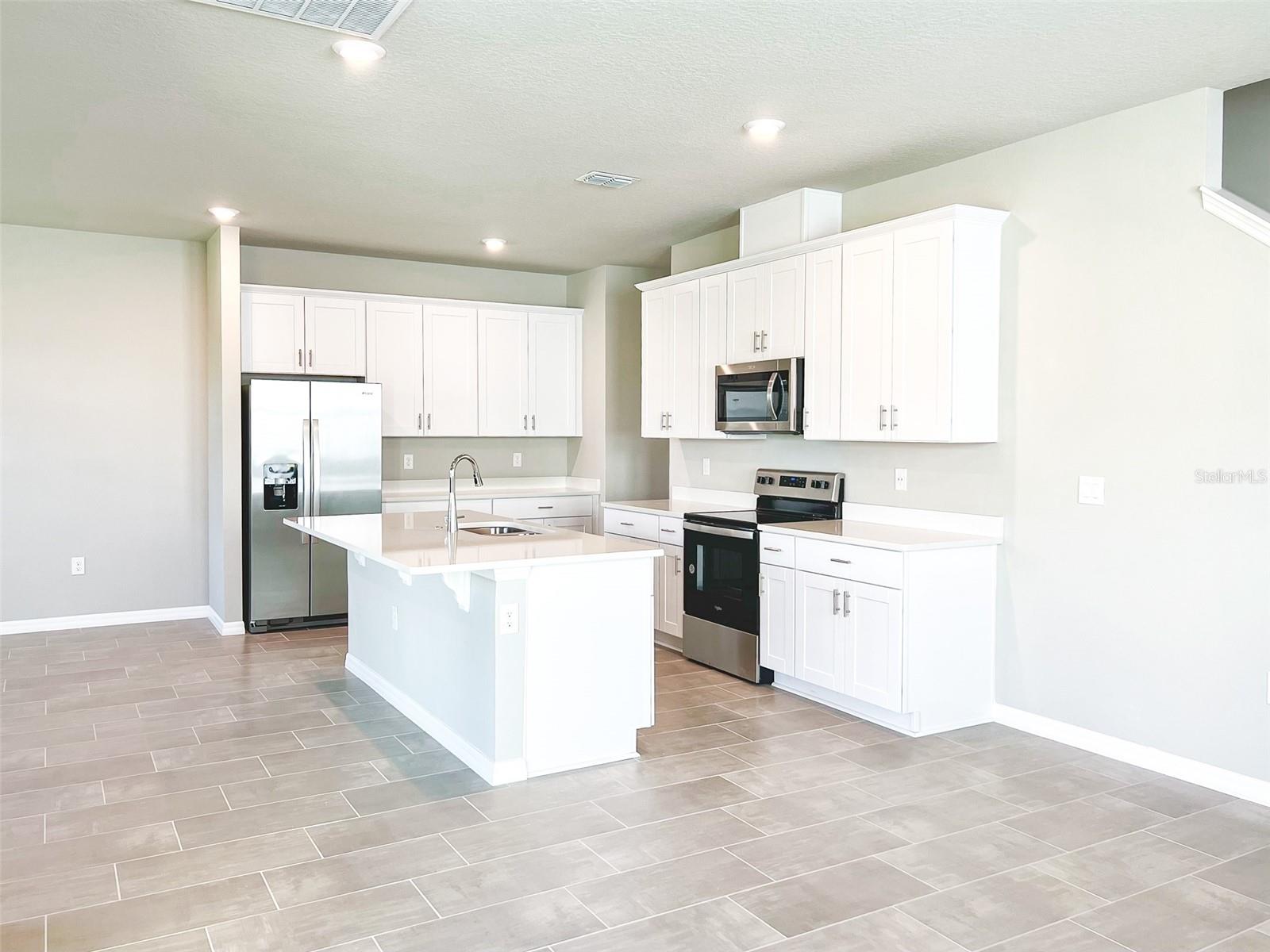 2483 GOLD DUST DR, MINNEOLA, FL, 34715