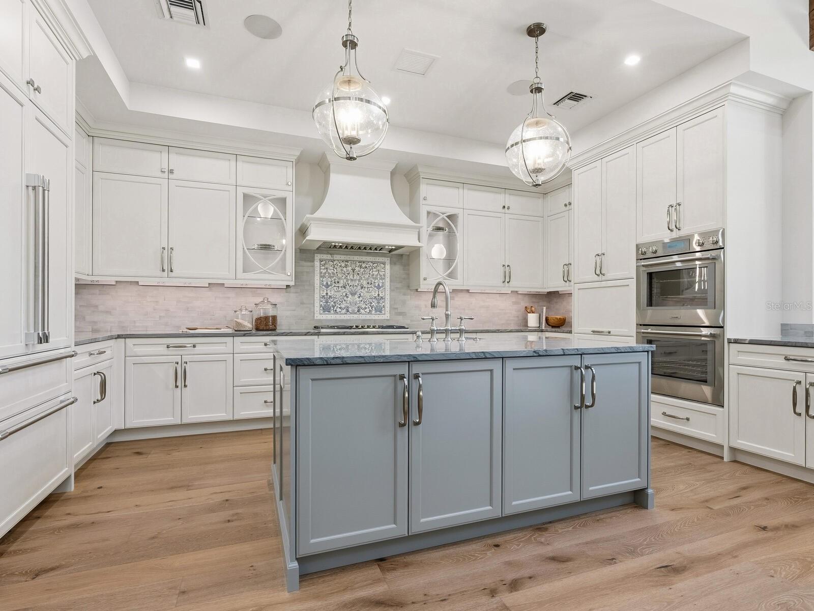 A4643636 Property Photo