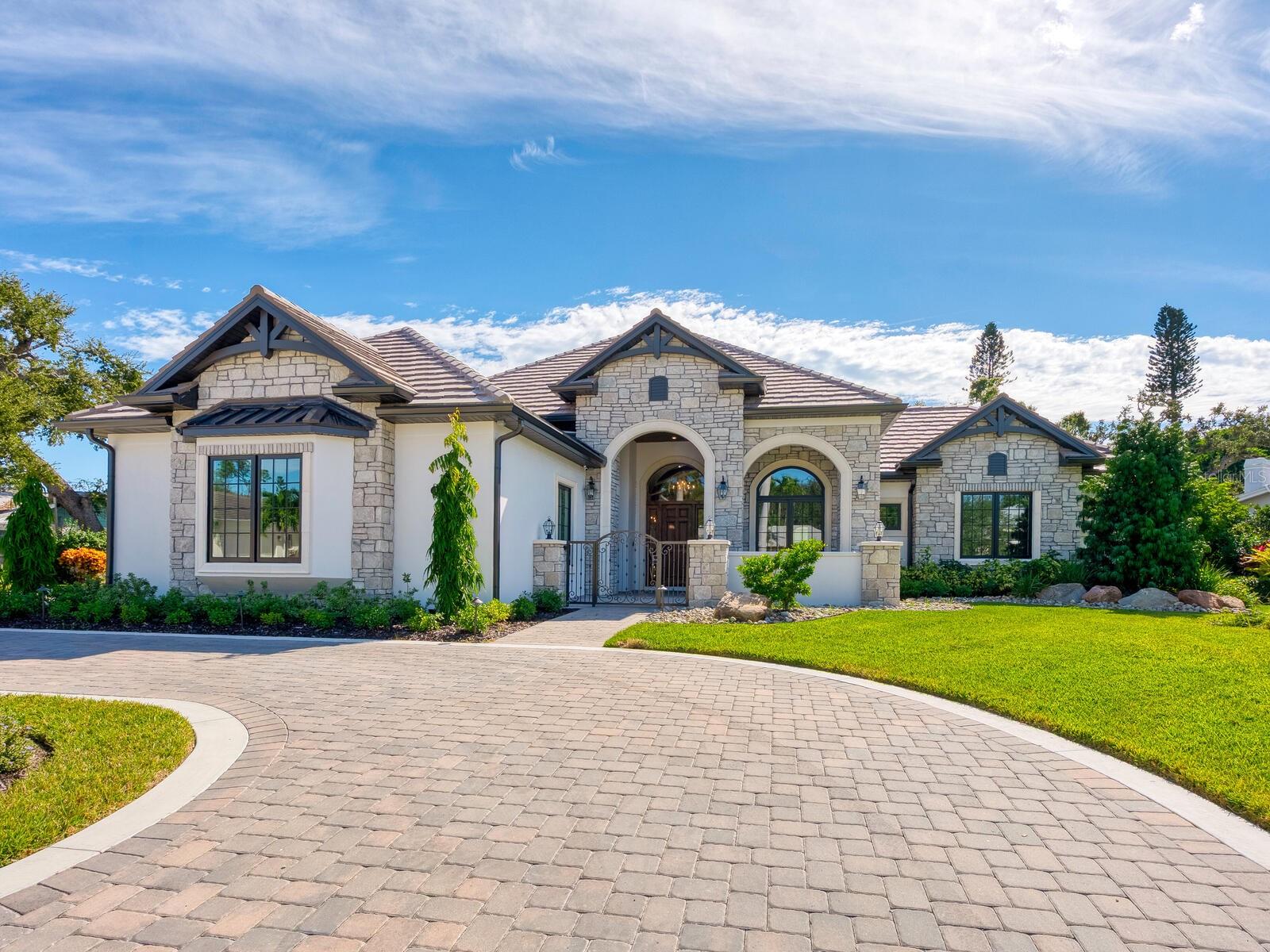 A4643636 Property Photo