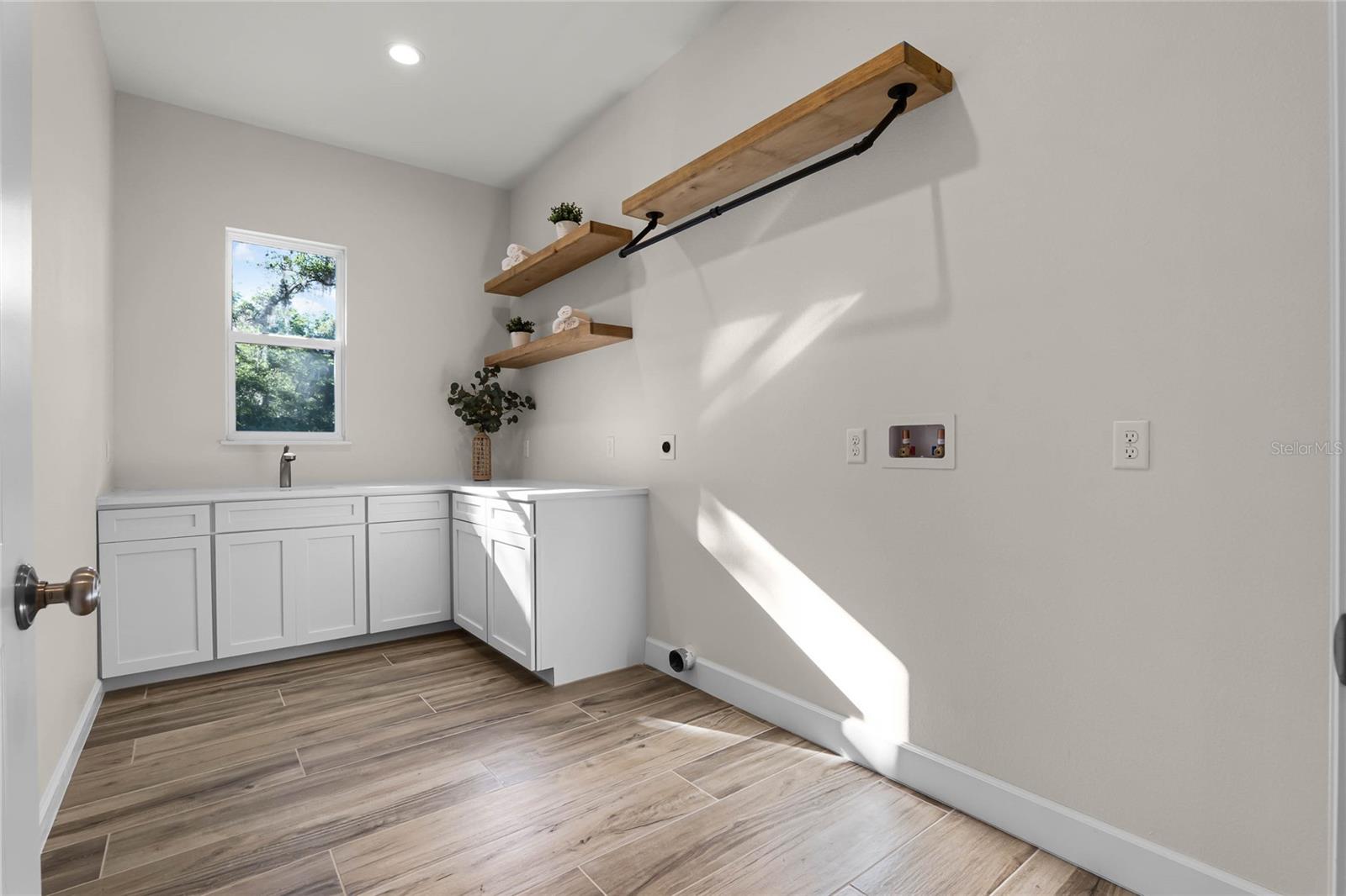 1475 WARRIOR TRL, ENTERPRISE, FL, 32725