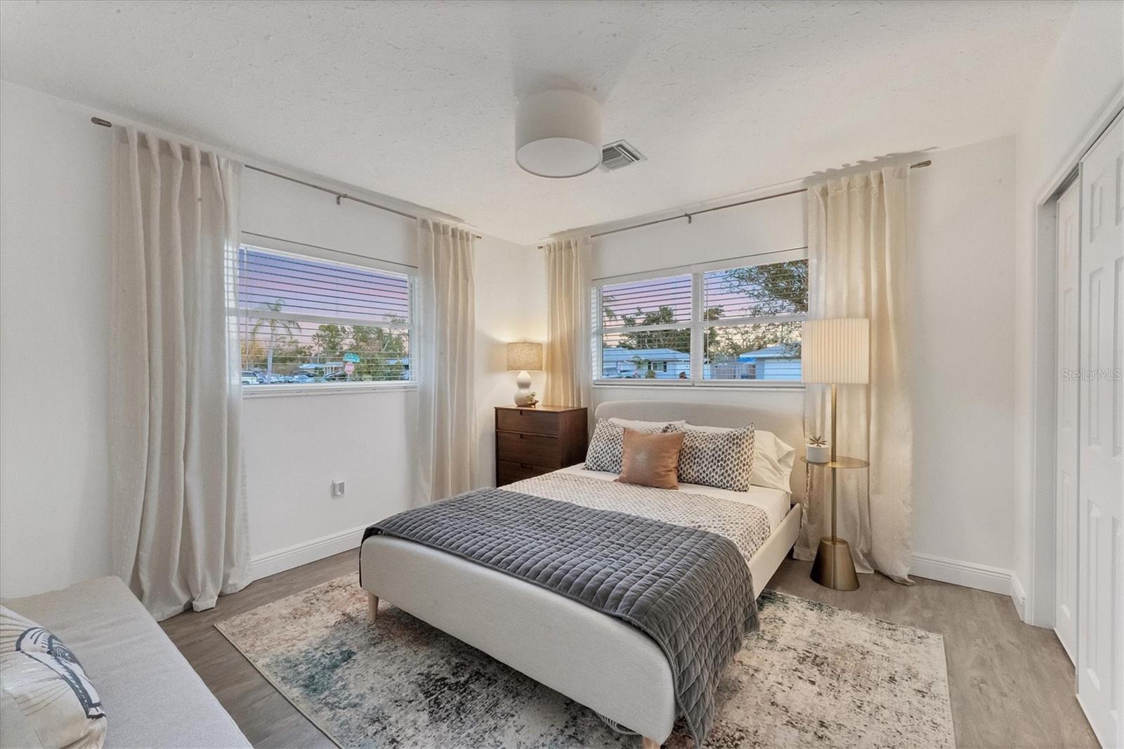 2833 SUNNYSIDE ST, SARASOTA, FL, 34239
