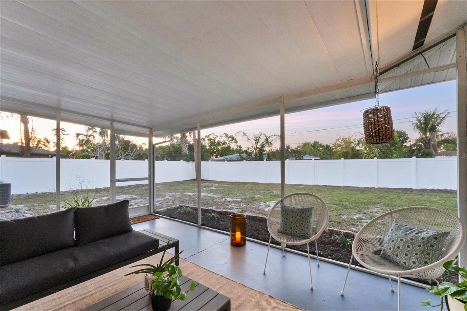 2833 SUNNYSIDE ST, SARASOTA, FL, 34239