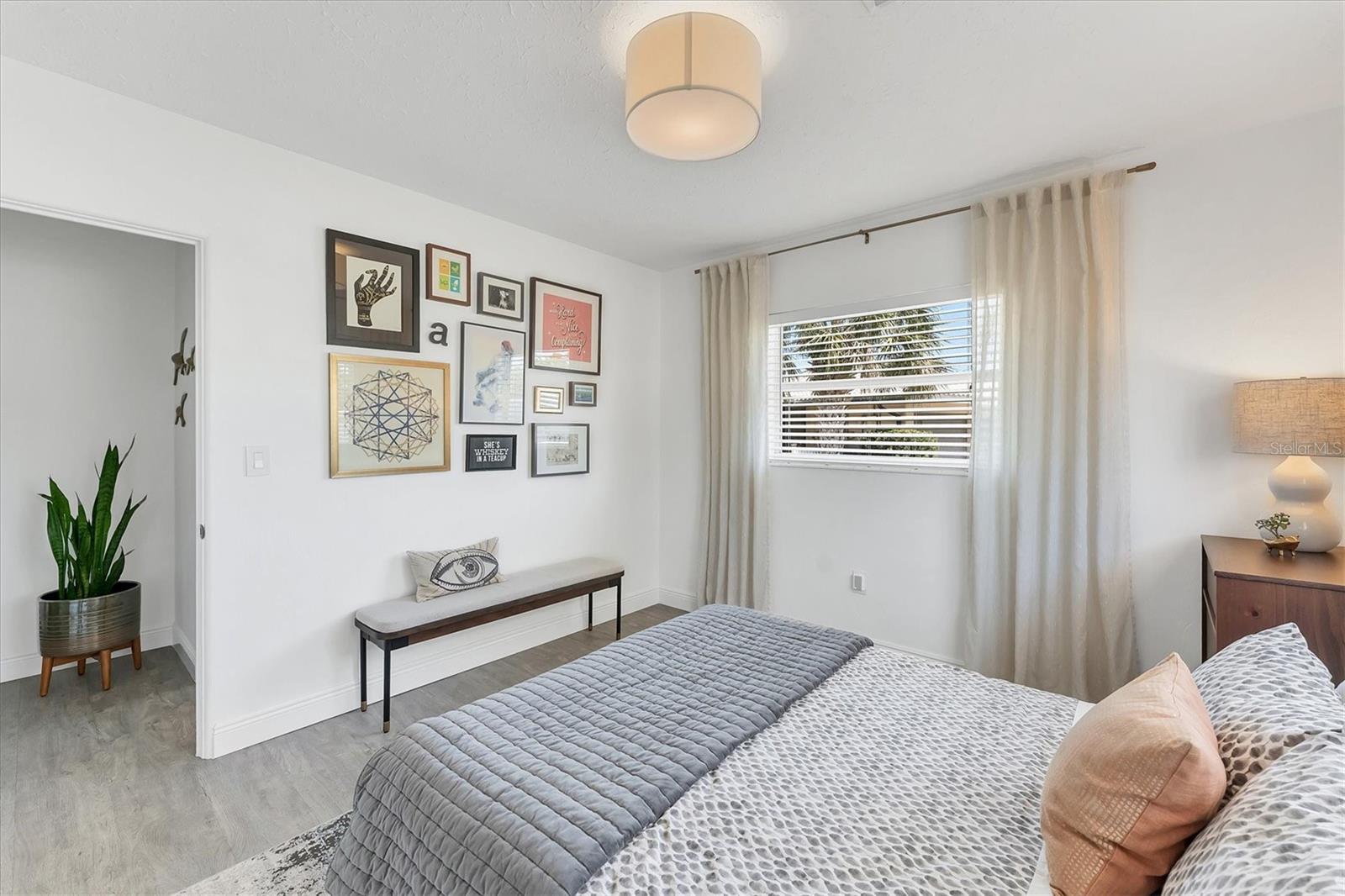 2833 SUNNYSIDE ST, SARASOTA, FL, 34239