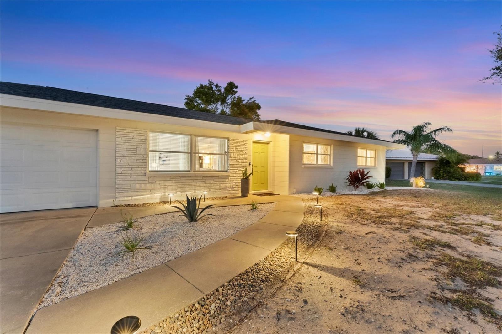 2833 SUNNYSIDE ST, SARASOTA, FL, 34239