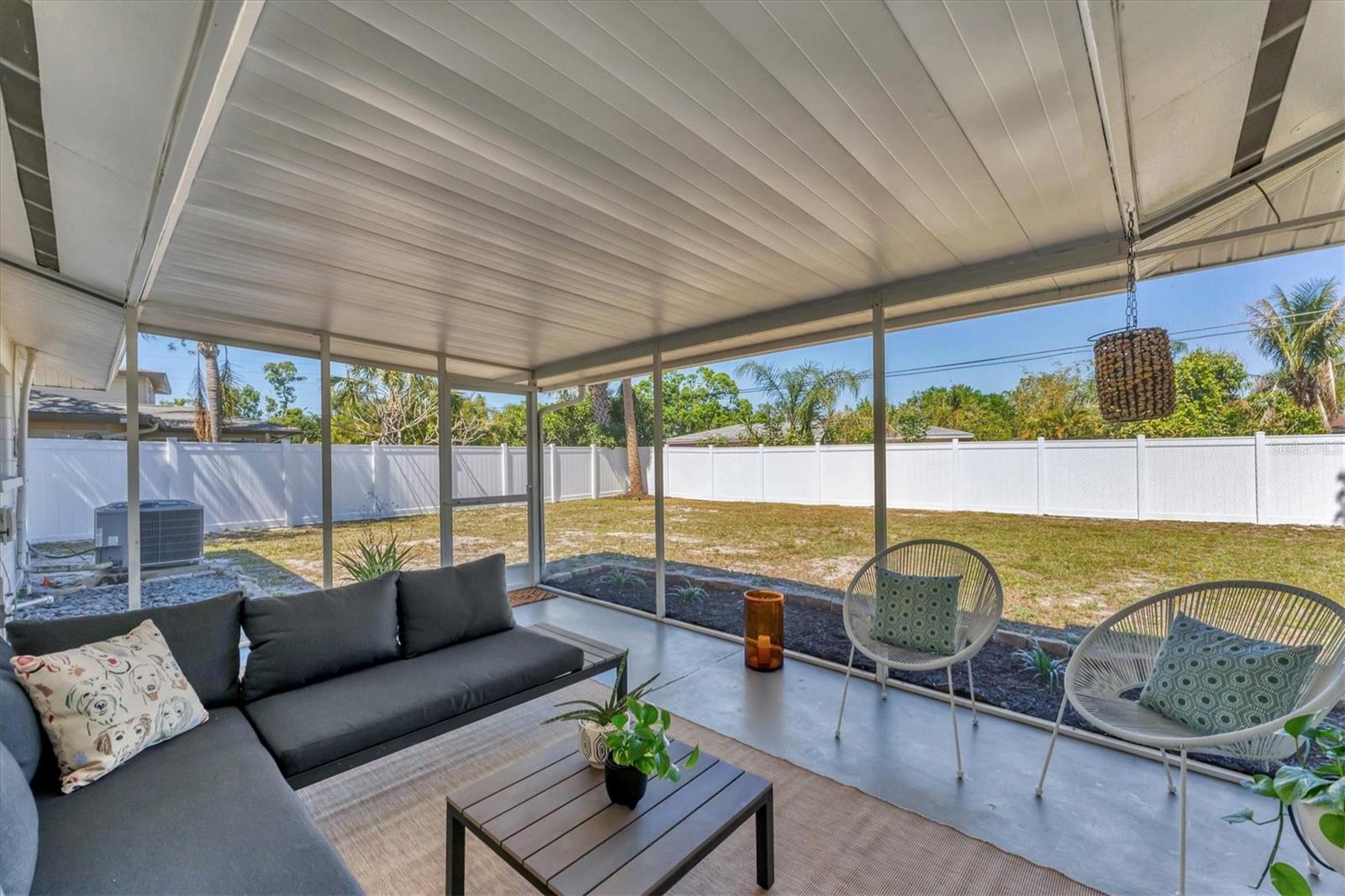 2833 SUNNYSIDE ST, SARASOTA, FL, 34239