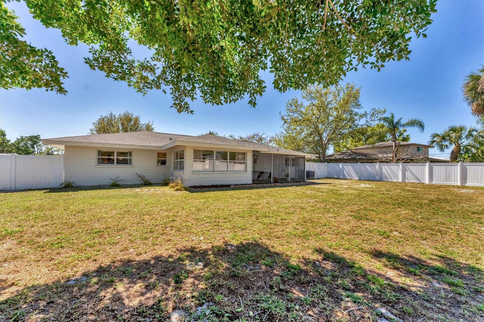 2833 SUNNYSIDE ST, SARASOTA, FL, 34239