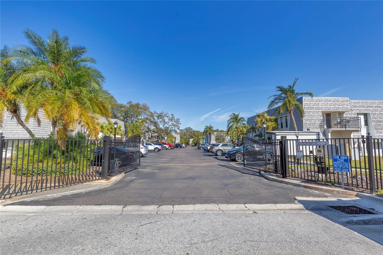 716 LYNDHURST ST #701, DUNEDIN, FL, 34698
